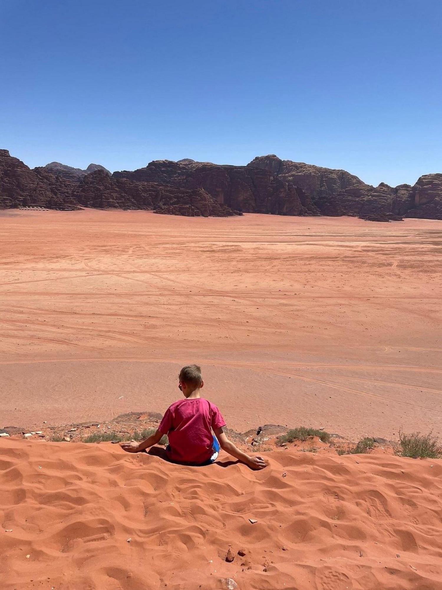 Bed and Breakfast Calm Camp Wadi Rum Exterior foto